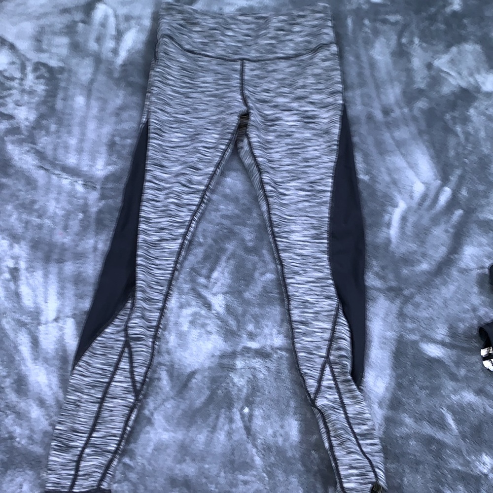 Black and grey leggings